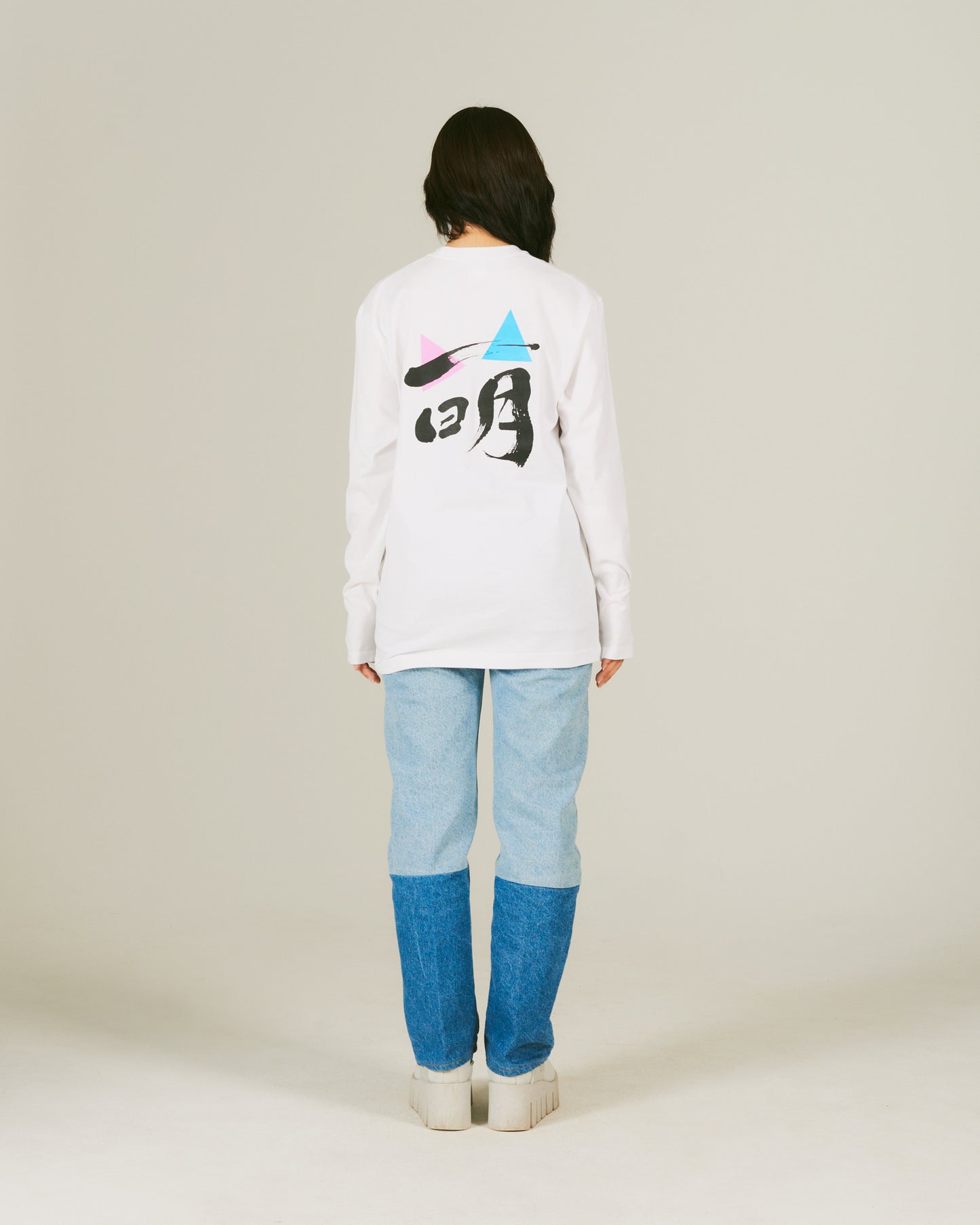 萌 / Moe LongT-Shirt BACK PRINT